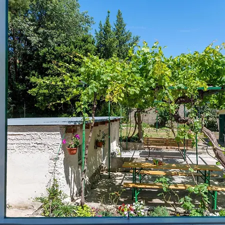 Stunning Home In Split With Wi-Fi 別荘 *