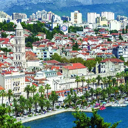 Stunning Home In Split With Wi-Fi * スプリト