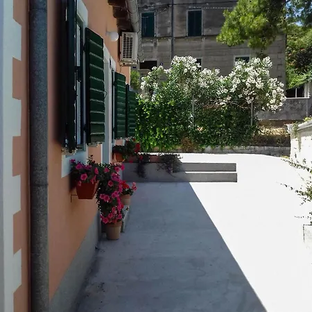Stunning Home In Split With Wi-Fi